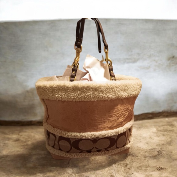 Coach Handbags - Coach RARE VINTAGE 2006 Brown Shearling Tote Bag